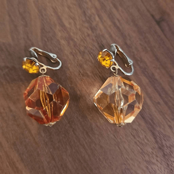 Grandma Clip On Gem Plastic Earrings - Picture 2 of 5